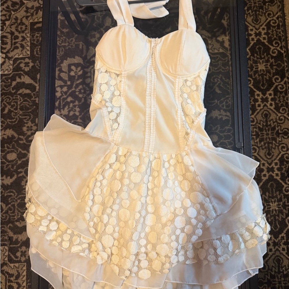 Elegant Cream Backless Dress